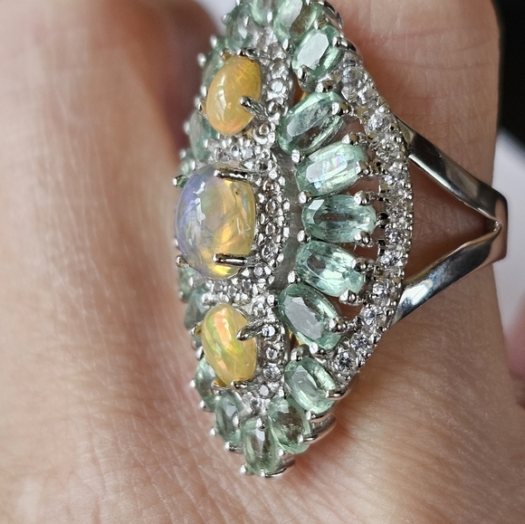 Victoria Wieck Sterling Silver Ethiopian Opal & Mint Kyanite Ring Sz 8! - Picture 8 of 9